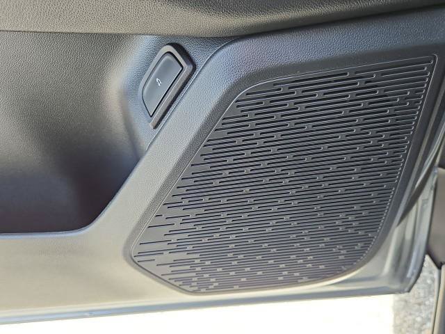 New 2027 Chevrolet Equinox RS FWD image 24