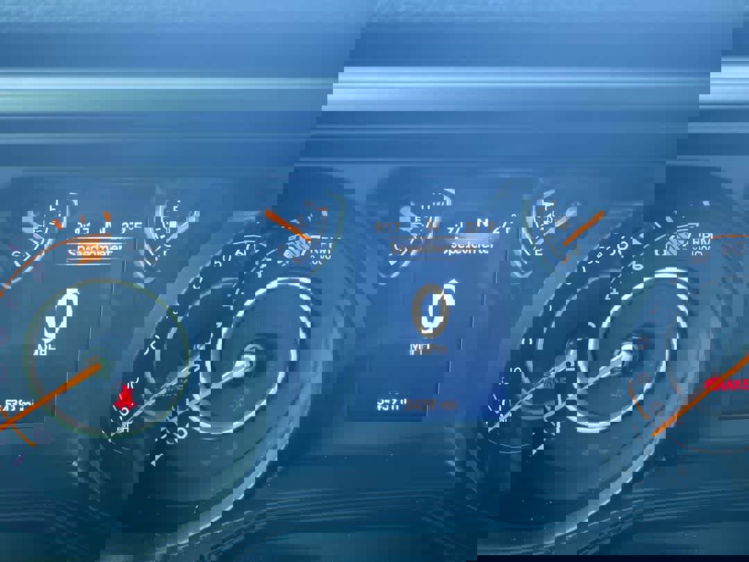 Used 2025 Jeep Wrangler Sport S image 15