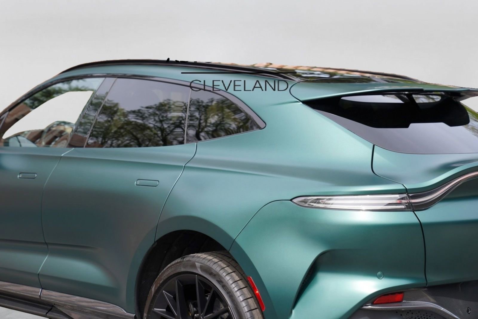 Used 2025 Aston Martin DBX 707 AWD/4WD image 22
