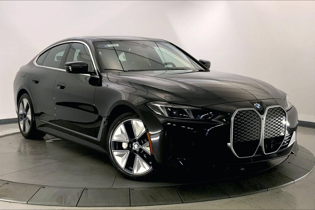 New 2026 BMW i4 xDrive40i w/ Premium Package AWD/4WD image 11