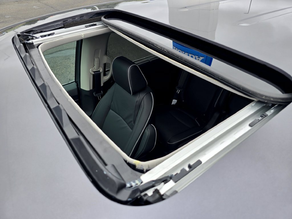 New 2027 Honda Odyssey Touring image 18