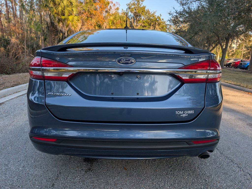Used 2018 Ford Fusion S w/ Equipment Group 101A image 7
