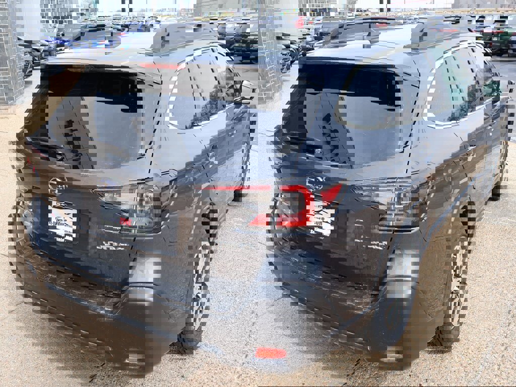 Used 2023 Subaru Outback Premium image 6