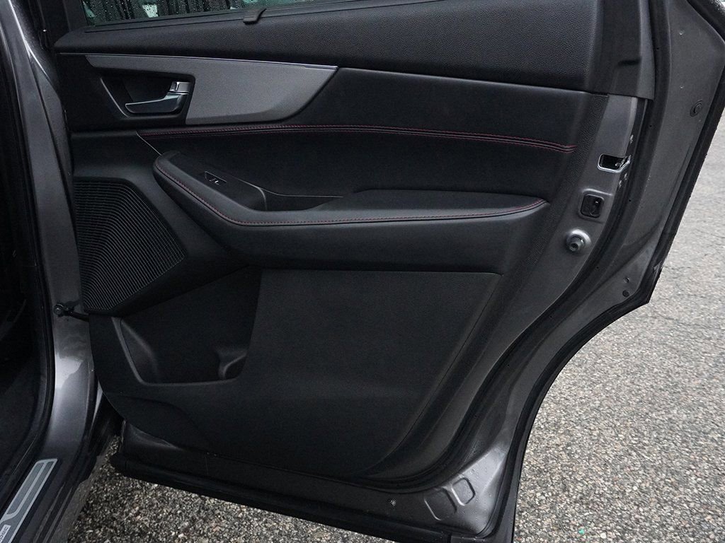 Used 2023 Acura MDX A-Spec image 29