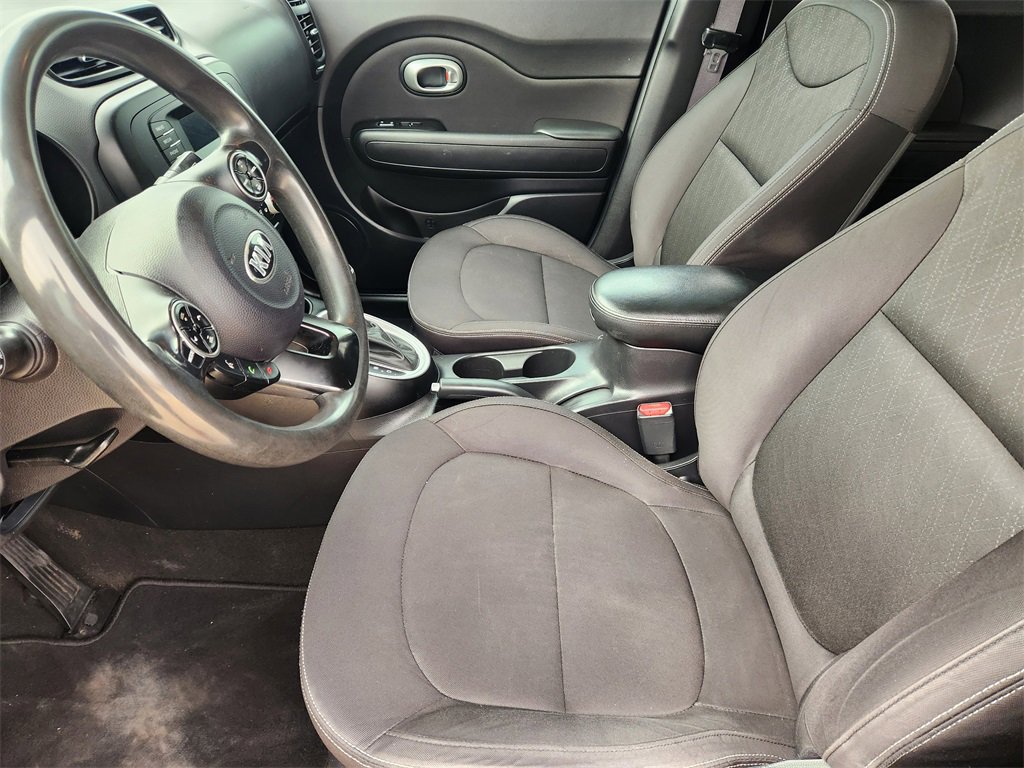 Used 2015 Kia Soul image 13