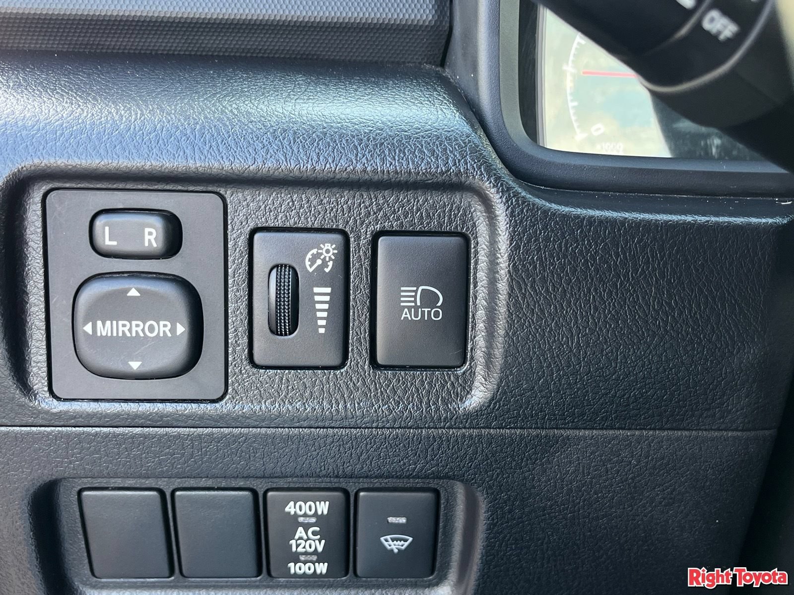 Certified 2024 Toyota 4Runner SR5 RWD image 32
