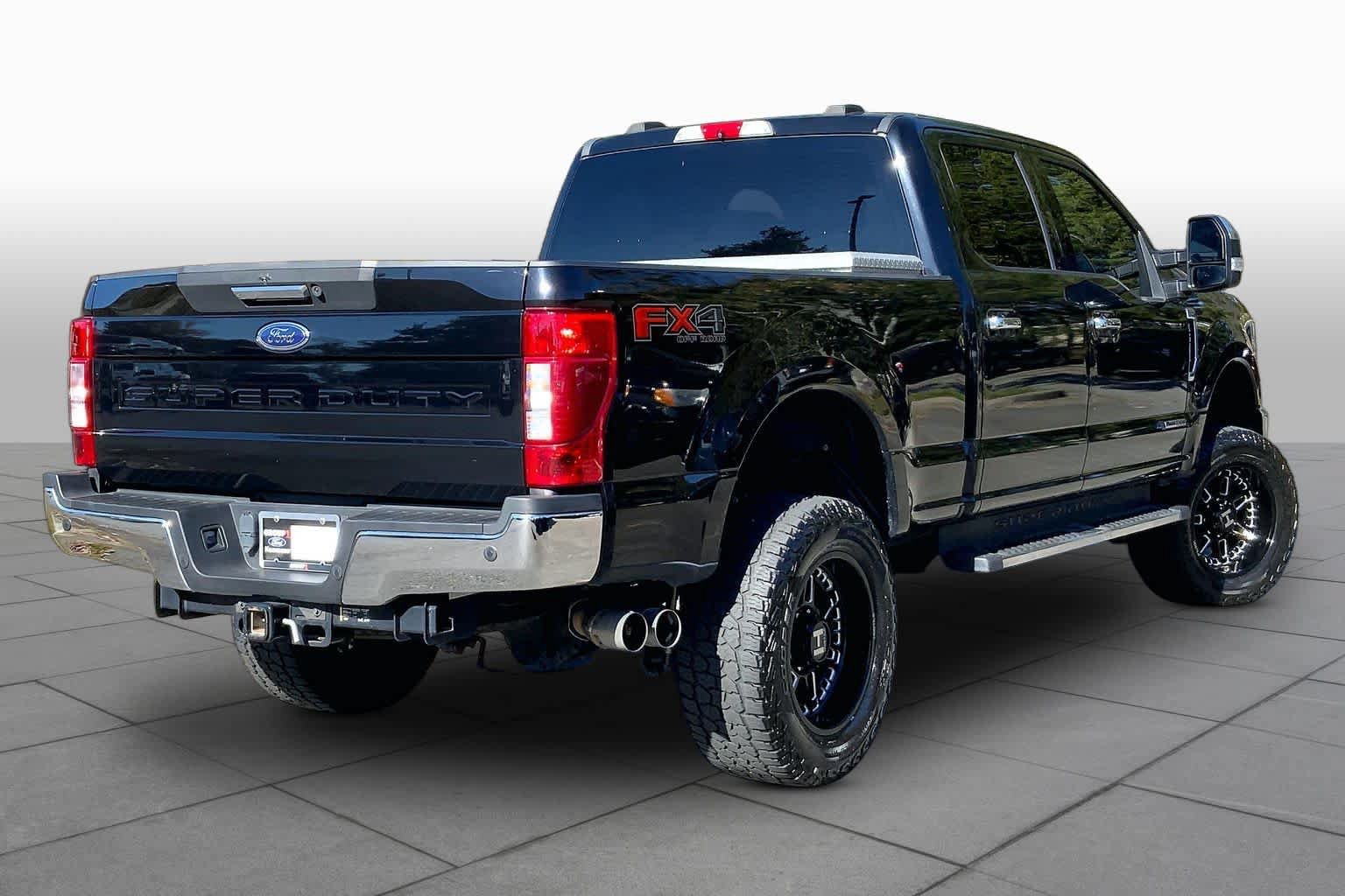Used 2020 Ford F250 XLT w/ XLT Premium Package AWD/4WD image 12