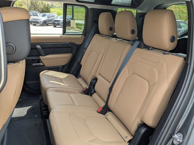 Used 2026 Land Rover Defender 110 S AWD/4WD image 20