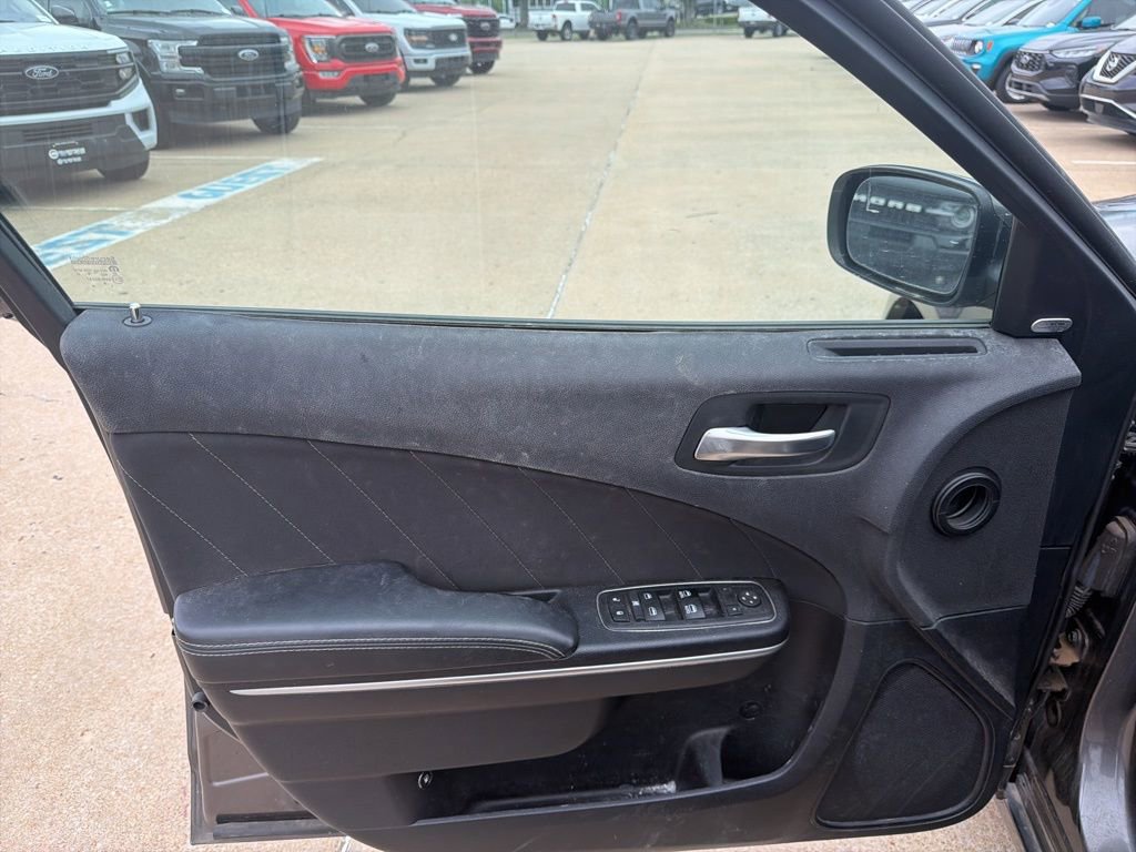 Used 2017 Dodge Charger SXT AWD/4WD image 11