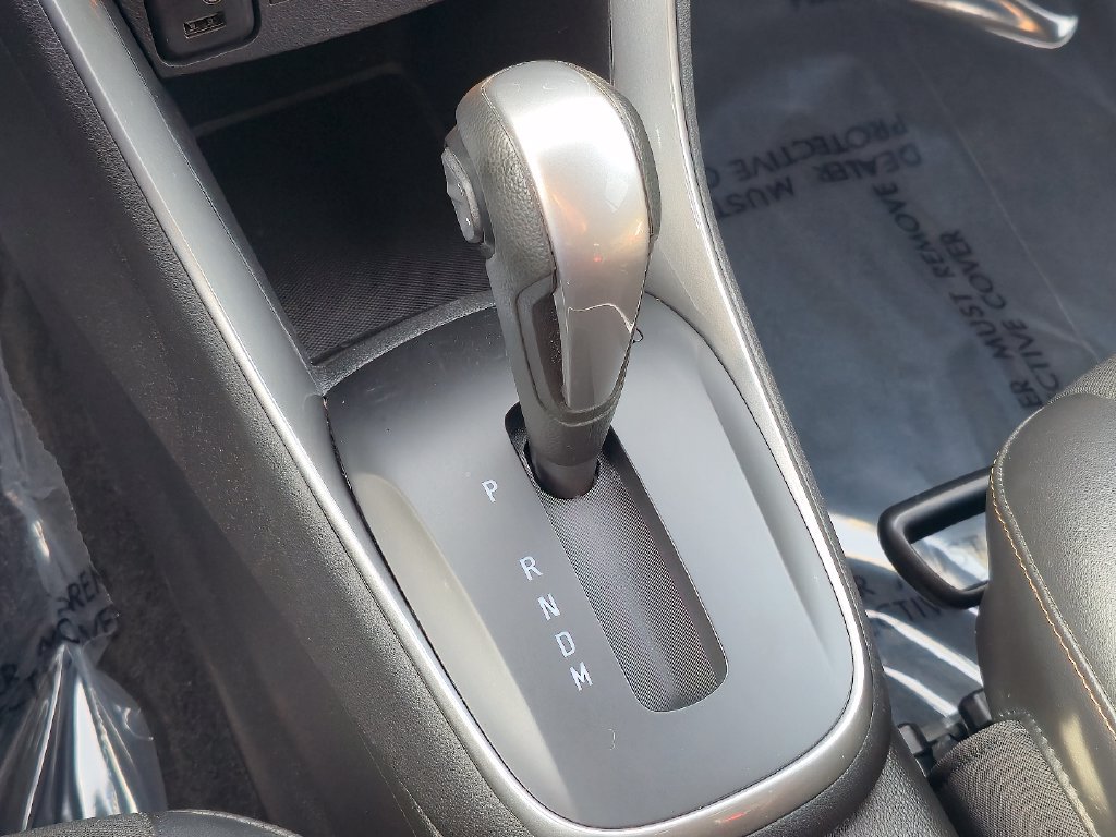 Certified 2019 Chevrolet Trax LT w/ LT Convenience Package FWD image 18