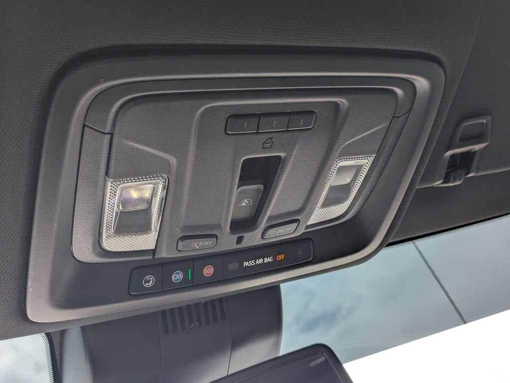 Used 2025 Chevrolet Silverado 1500 ZR2 image 22