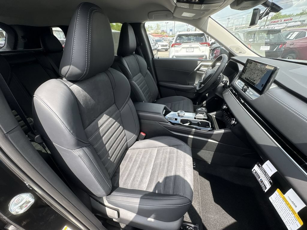 New 2026 Mitsubishi Outlander SE AWD/4WD image 24
