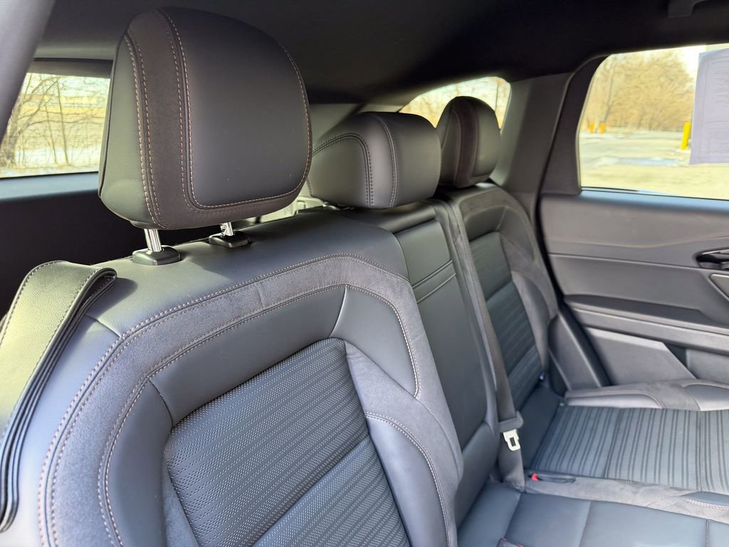 Used 2024 Lincoln Nautilus Reserve w/ Jet Appearance Package (87T) image 19