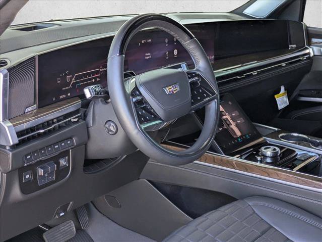 Used 2025 Cadillac Escalade ESV Sport Platinum w/ LPO, Floor Liner Package AWD/4WD image 10