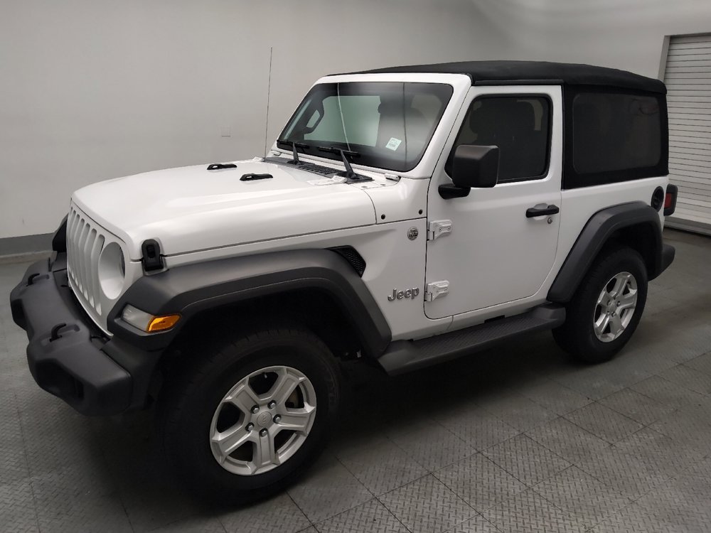 Used 2020 Jeep Wrangler Sport AWD/4WD image 2