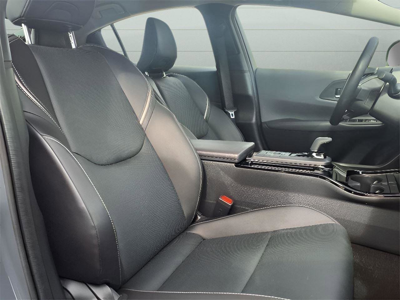 Used 2024 Toyota Prius XLE image 20