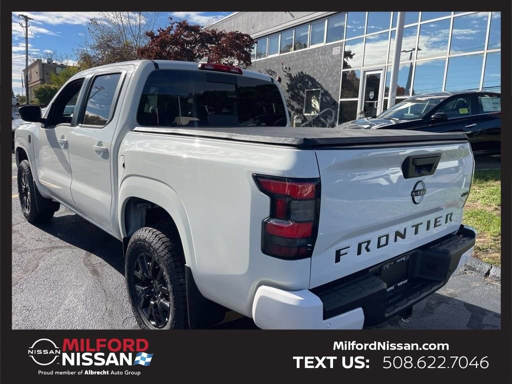 Used 2026 Nissan Frontier SV w/ All-Weather Content Package AWD/4WD image 2