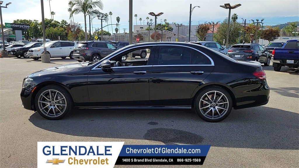 Used 2022 Mercedes-Benz E 450 4MATIC Sedan image 5