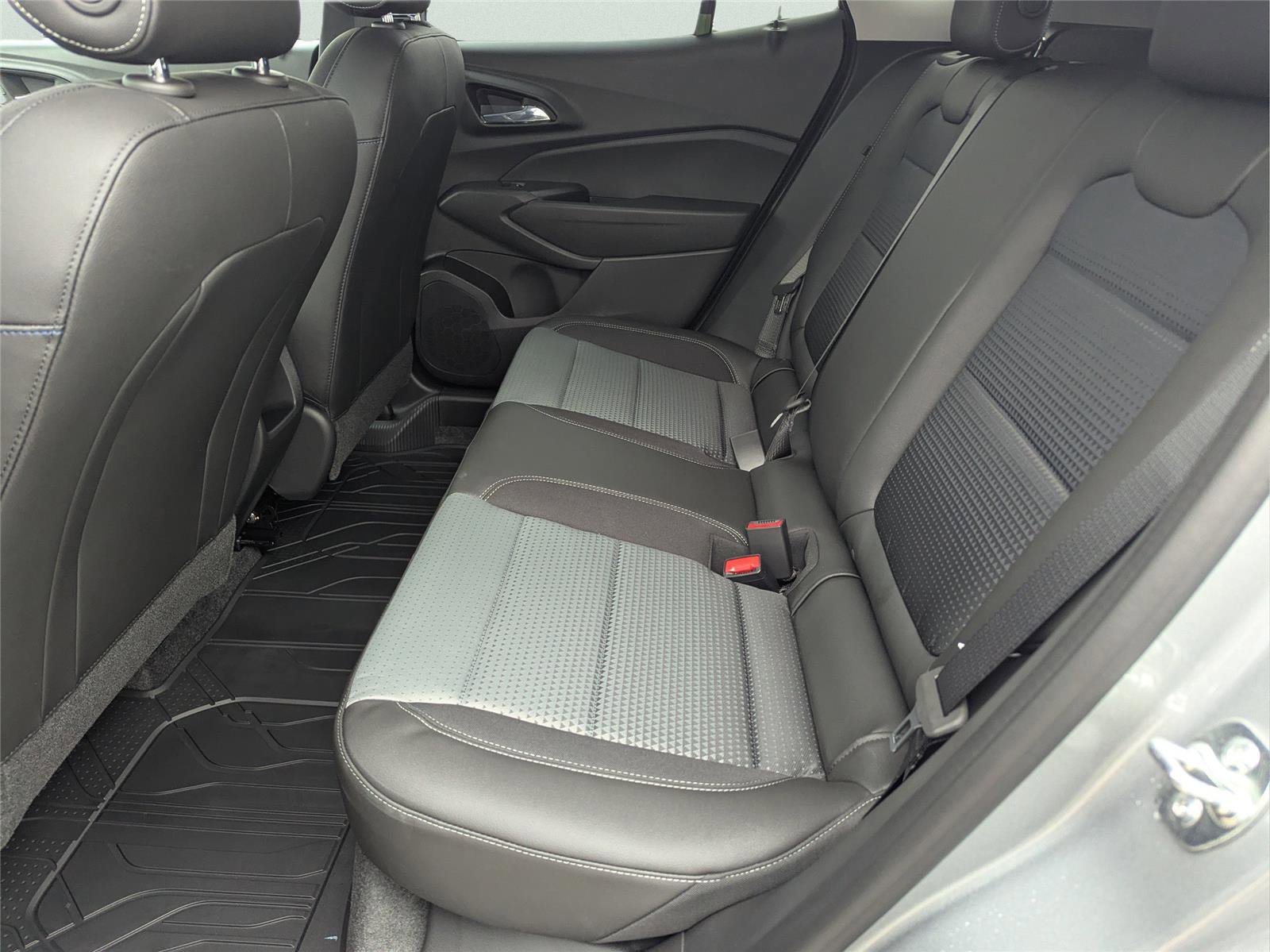 New 2026 Chevrolet Trax LT w/ Driver Confidence Package image 19