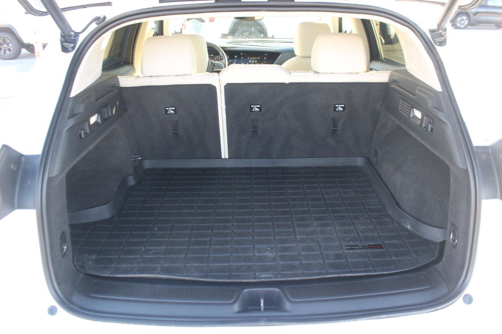 Used 2022 Buick Envision Avenir w/ Safety Package image 10