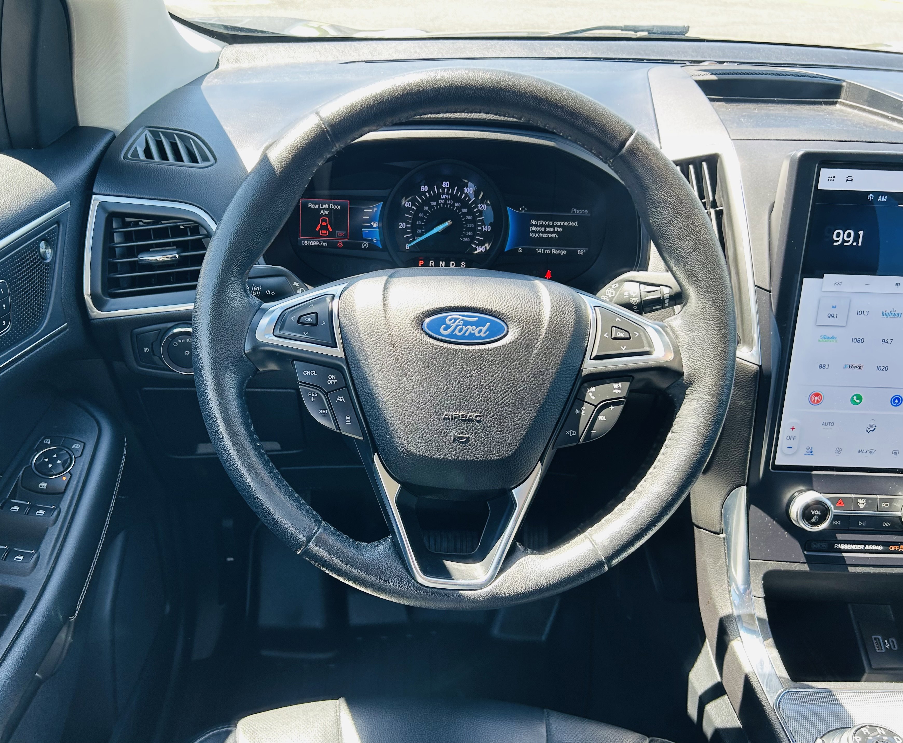 Used 2022 Ford Edge Titanium w/ Equipment Group 301A image 18