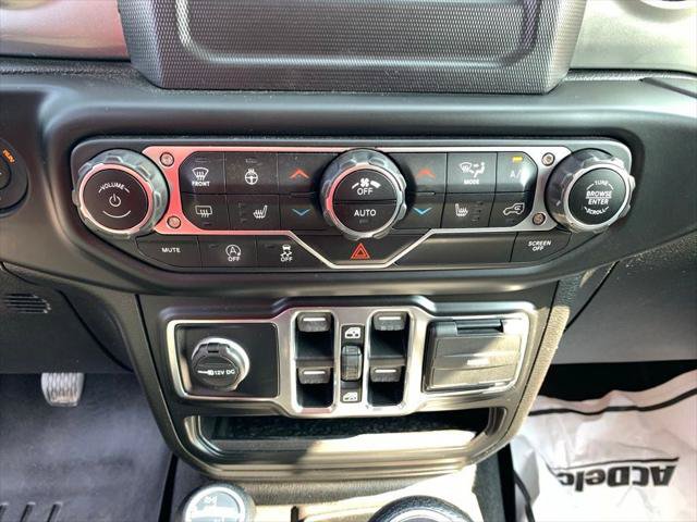 Certified 2020 Jeep Wrangler Unlimited Sahara w/ Cold Weather Group AWD/4WD image 23