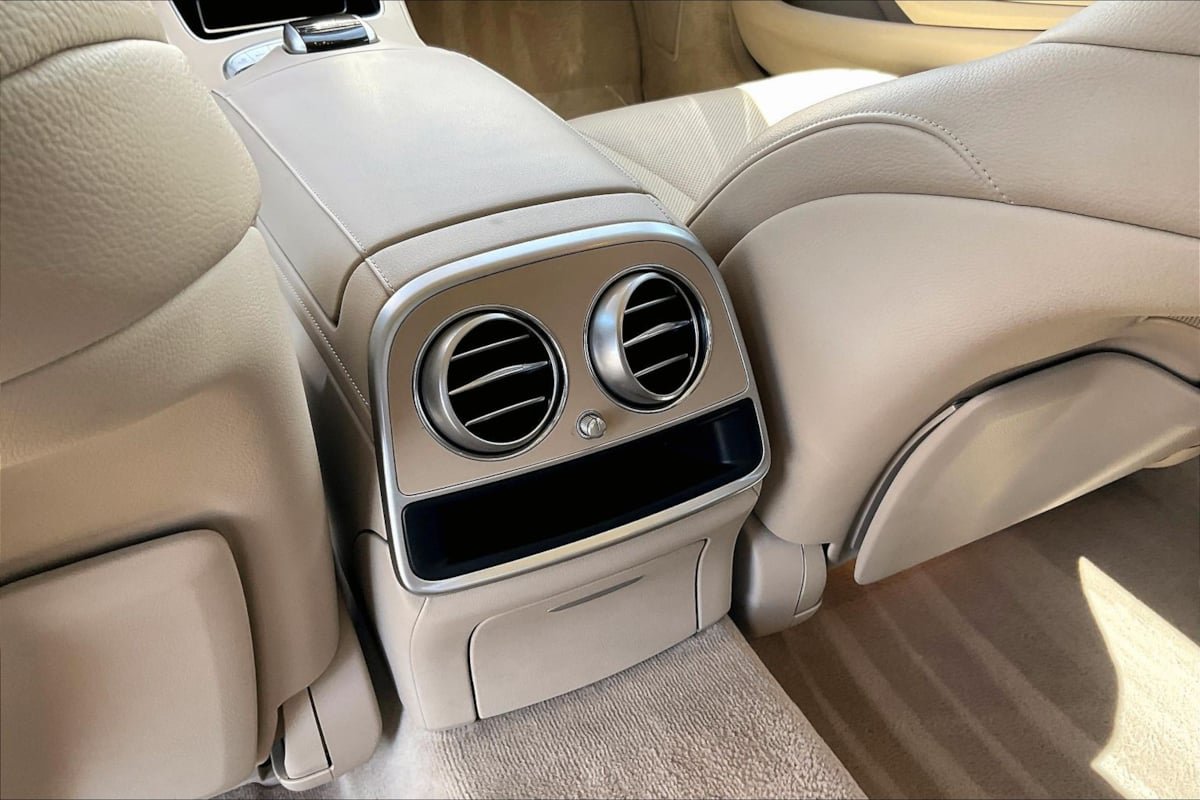 Used 2018 Mercedes-Benz S 450 Sedan image 30