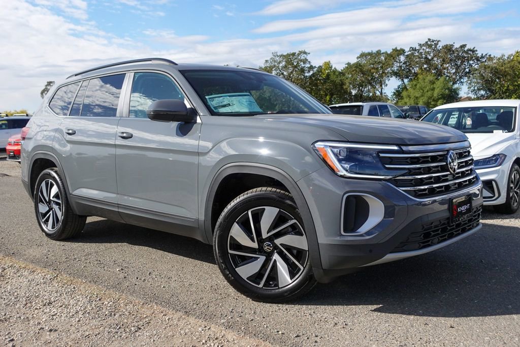 New 2026 Volkswagen Atlas SE image 5