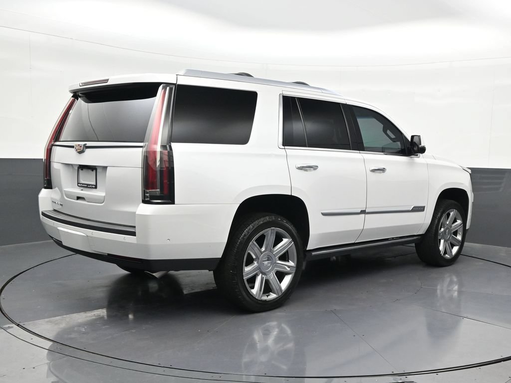 Used 2019 Cadillac Escalade Premium Luxury RWD image 5