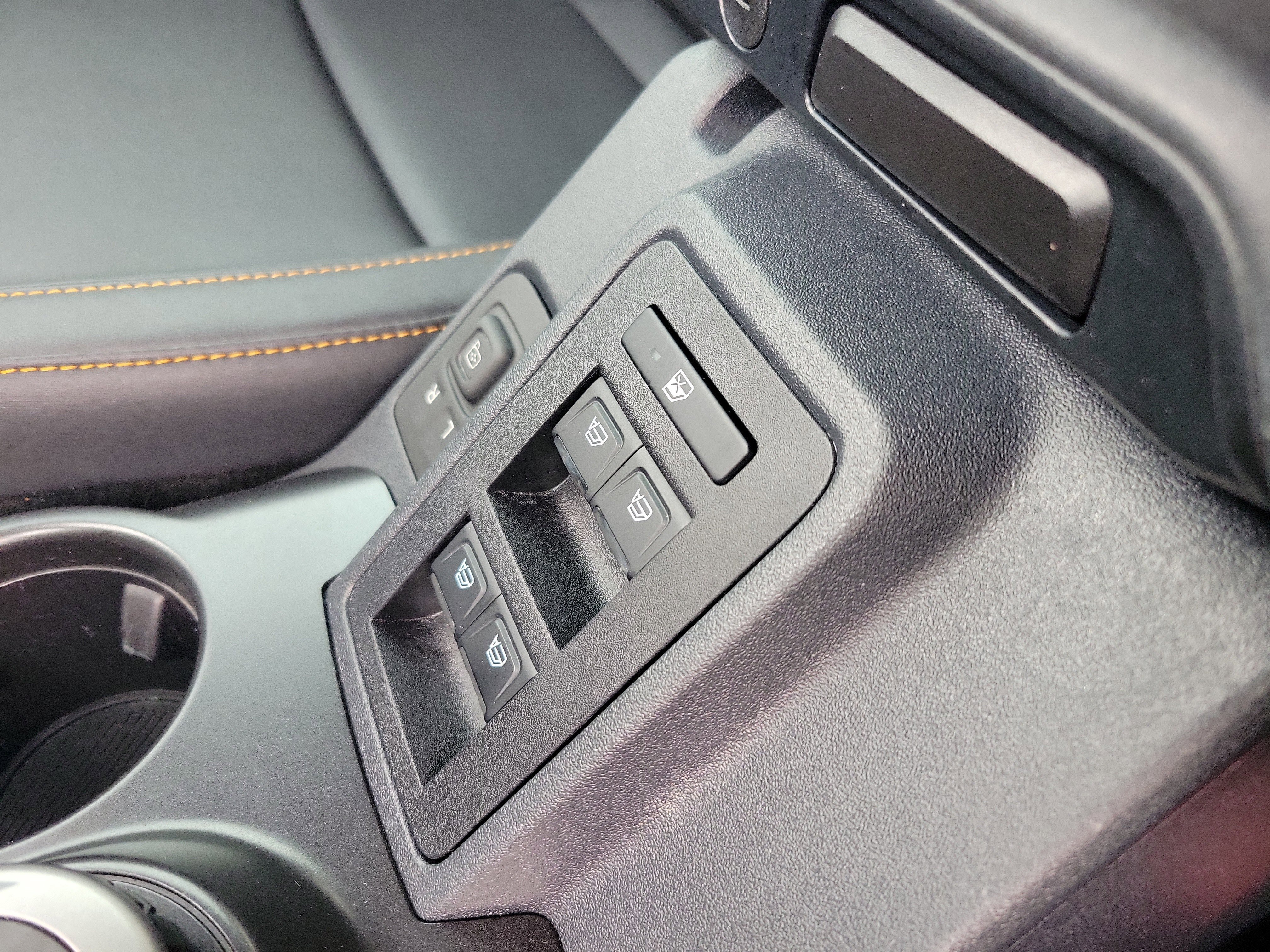 Used 2021 Ford Bronco Badlands image 13