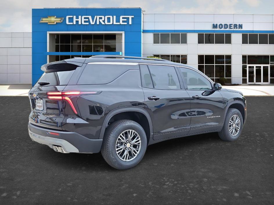New 2027 Chevrolet Traverse LT FWD image 5