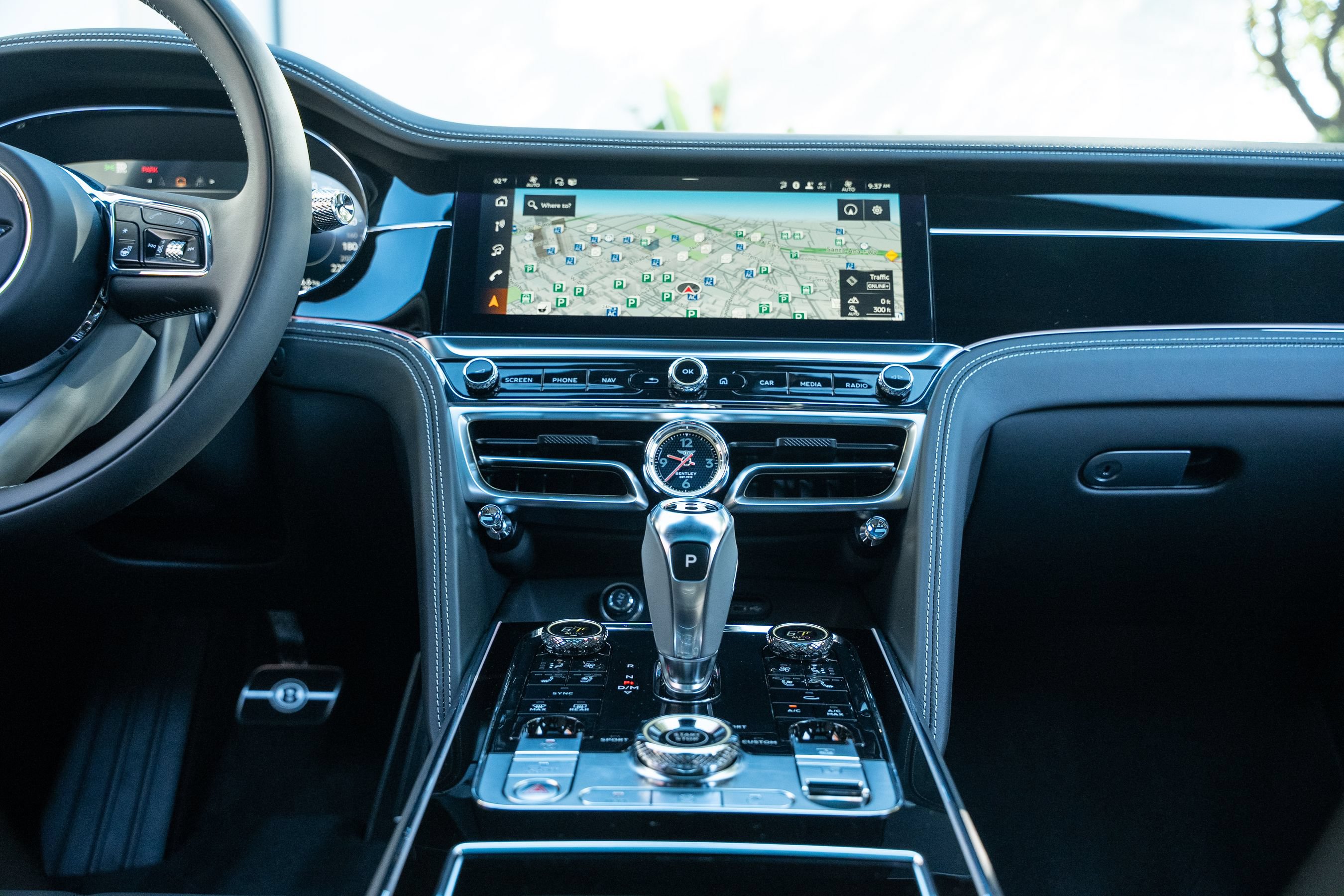 Certified 2025 Bentley Flying Spur Plug-In Hybrid AWD/4WD image 37