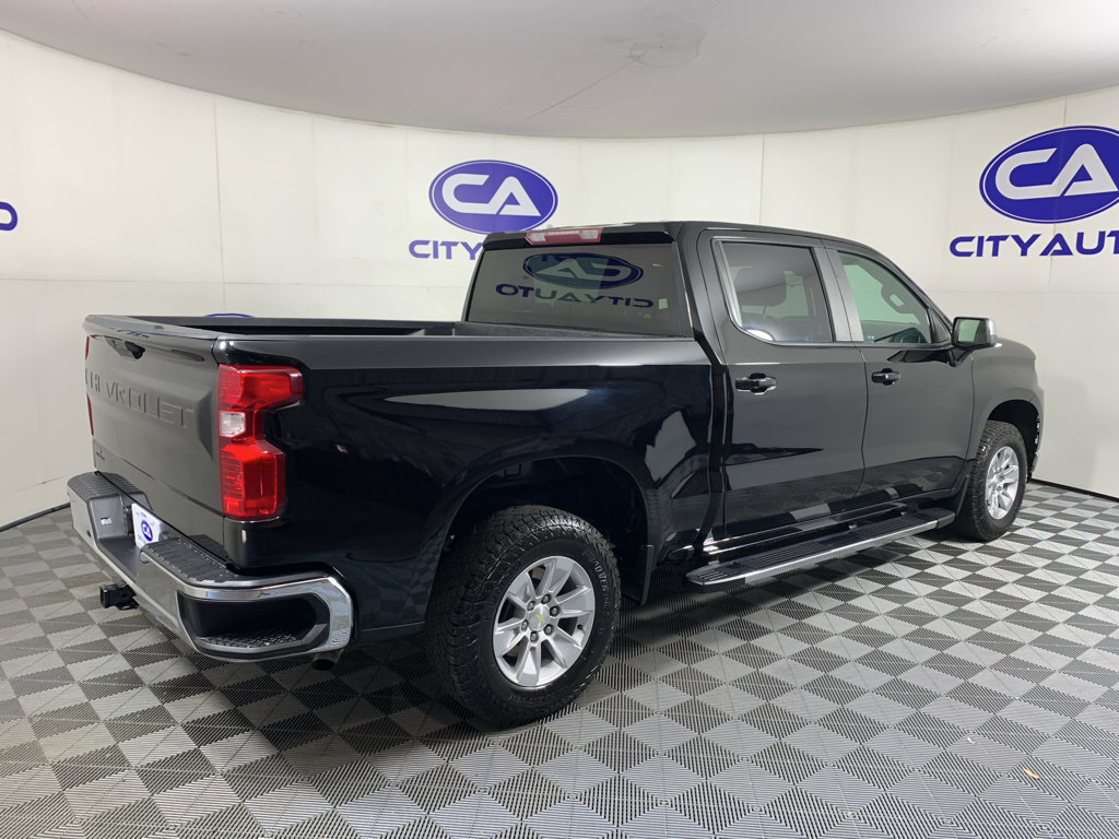 Used 2021 Chevrolet Silverado 1500 LT RWD image 3