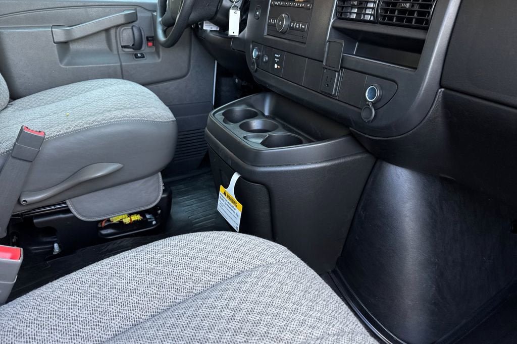 New 2026 Chevrolet Express 3500 w/ Power Convenience Package image 16