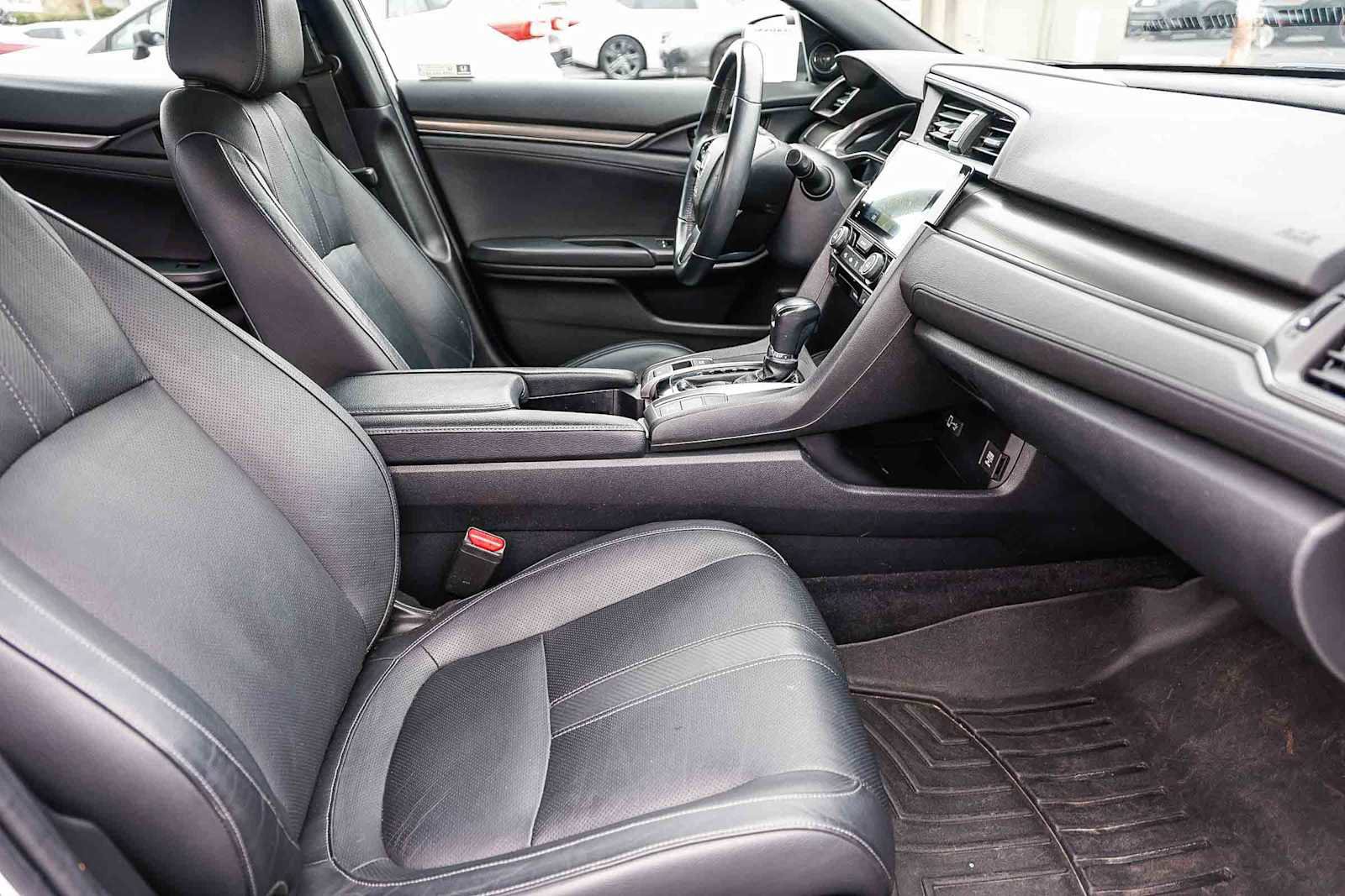 Used 2018 Honda Civic EX-L image 18