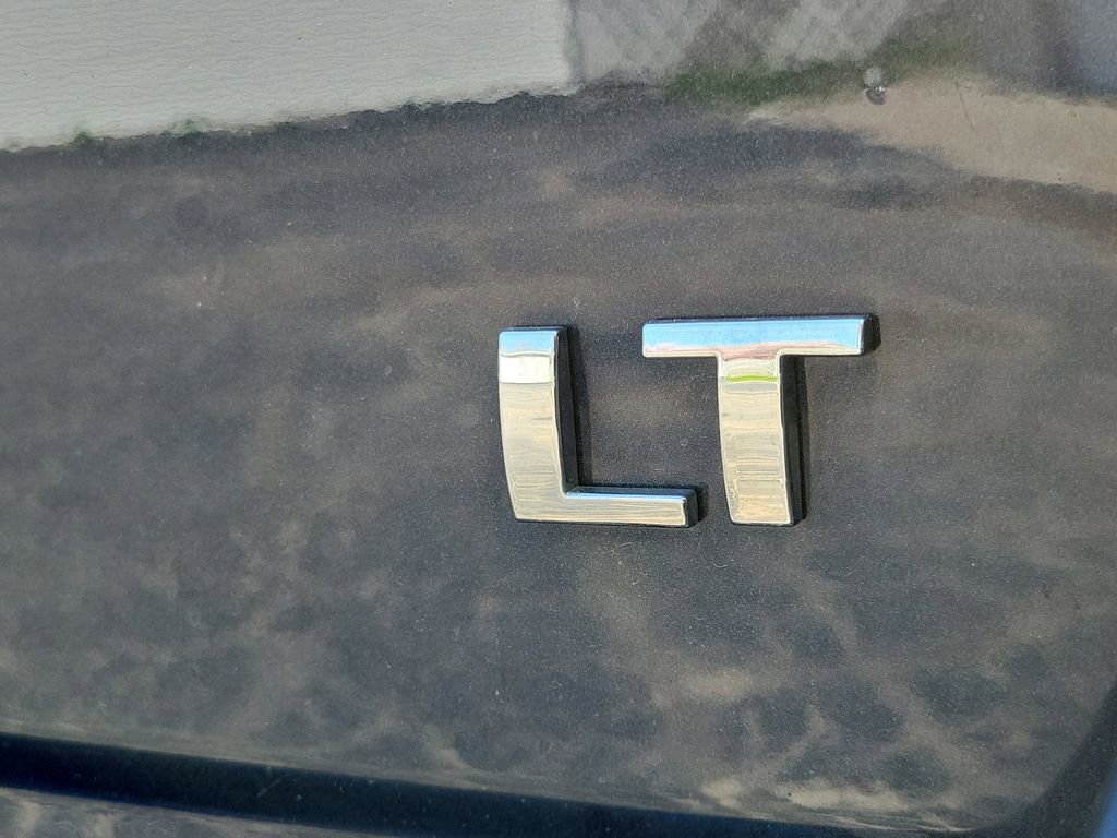 Used 2017 Chevrolet Equinox LT FWD image 6