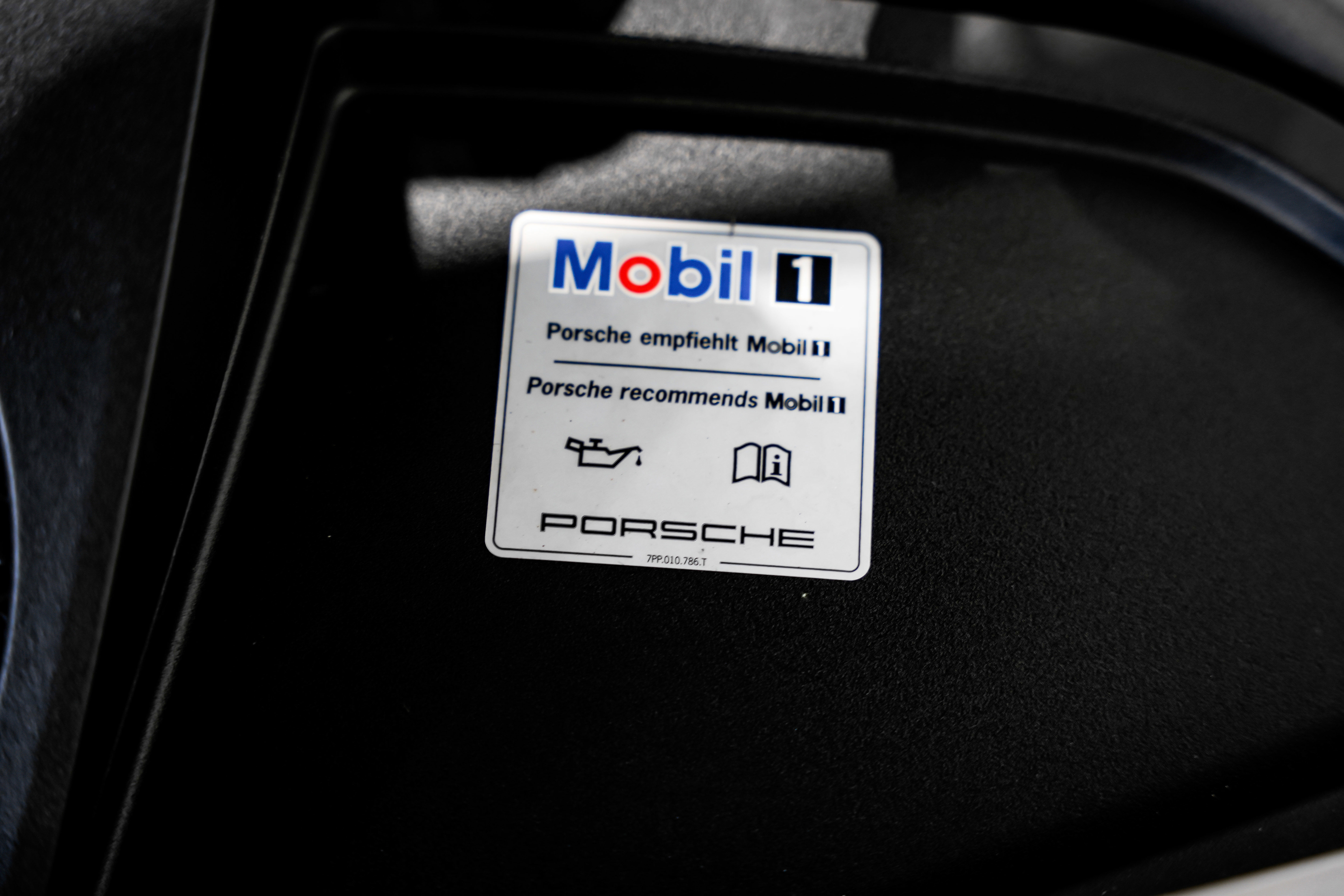 Used 2017 Porsche 911 Carrera S image 39