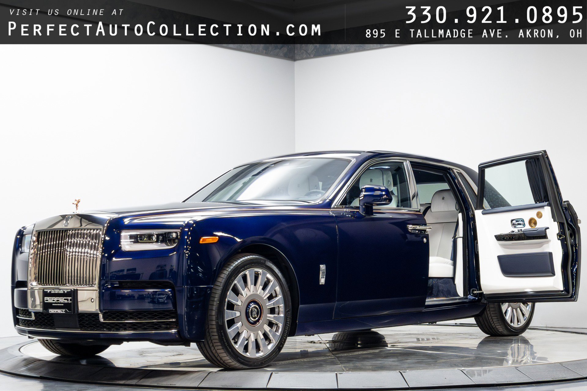 Used 2021 Rolls-Royce Phantom Sedan RWD image 1