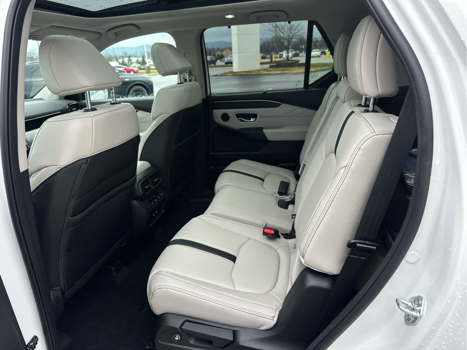 New 2026 Honda Pilot Touring image 45