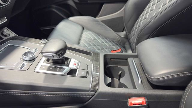 Used 2020 Audi SQ5 Premium Plus image 25