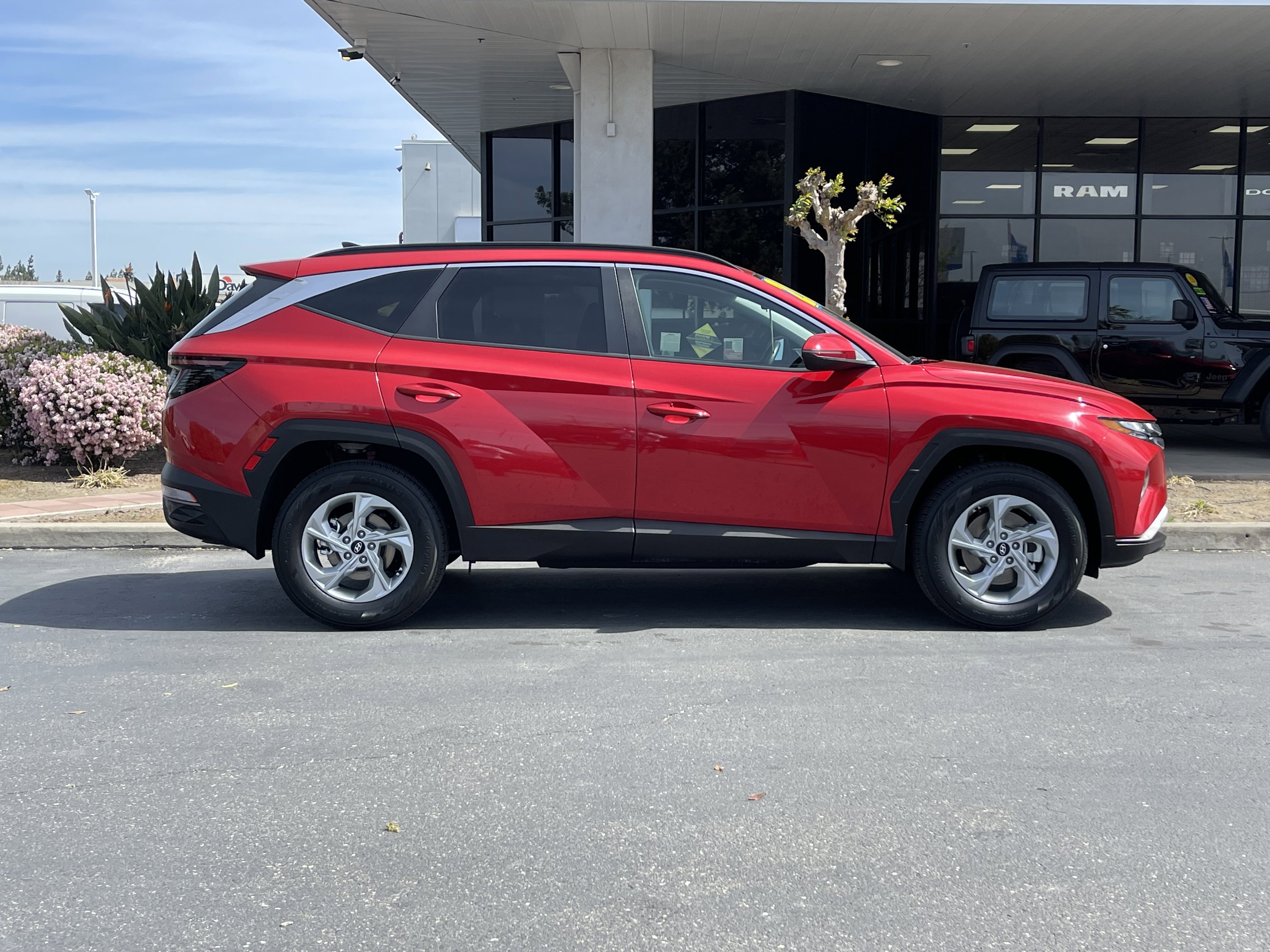 Used 2023 Hyundai Tucson SEL AWD/4WD image 5
