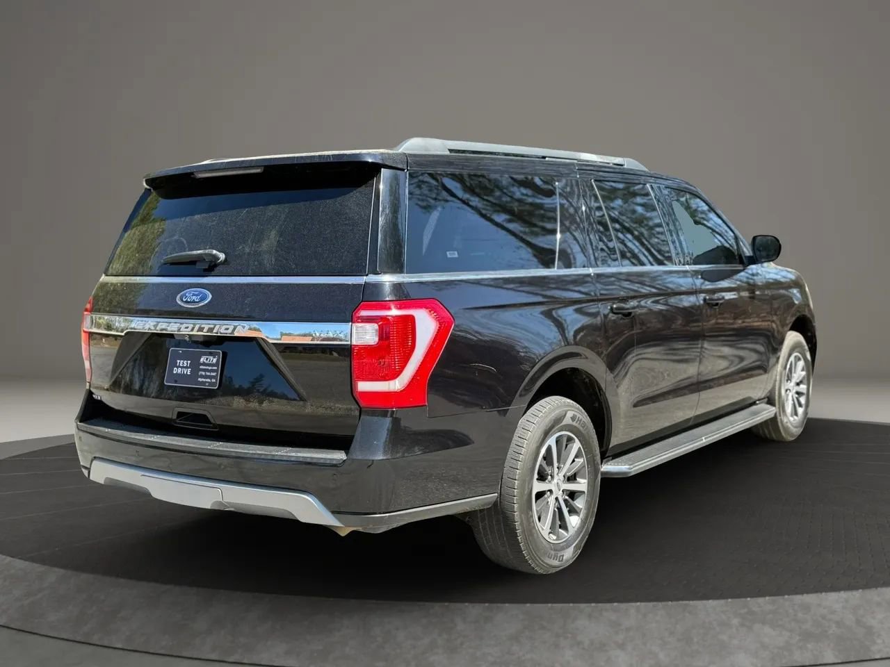Used 2020 Ford Expedition Max XLT w/ Equipment Group 202A RWD image 6