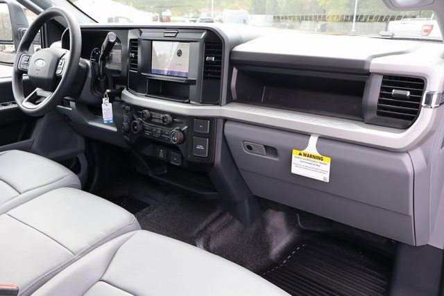 New 2026 Ford F550 4x4 Supercab Super Duty image 35