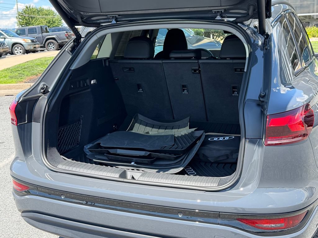 Certified 2025 Audi Q6 e-tron Premium Plus w/ Premium Plus AWD/4WD image 20