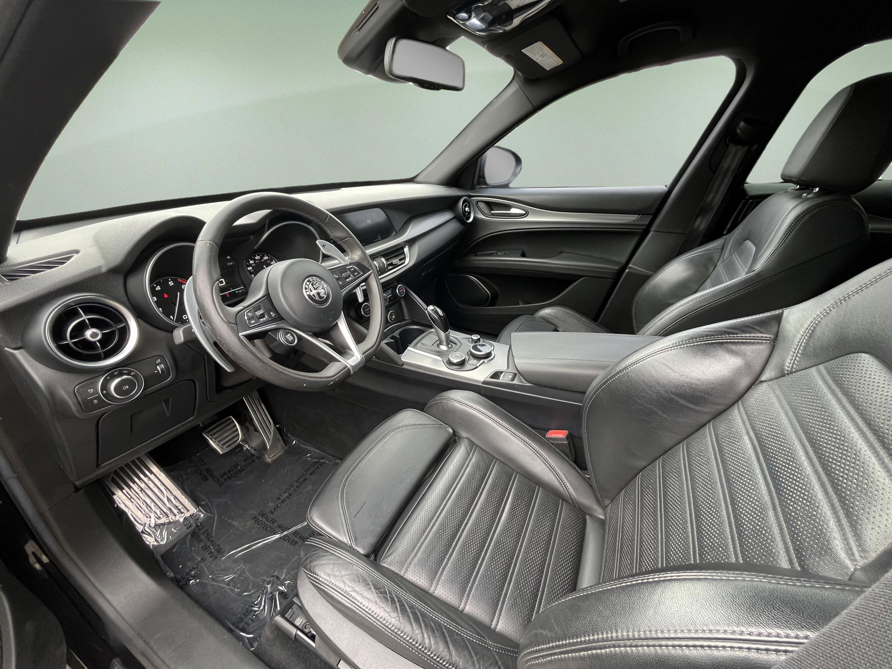 Used 2018 Alfa Romeo Stelvio Ti Sport AWD/4WD image 28