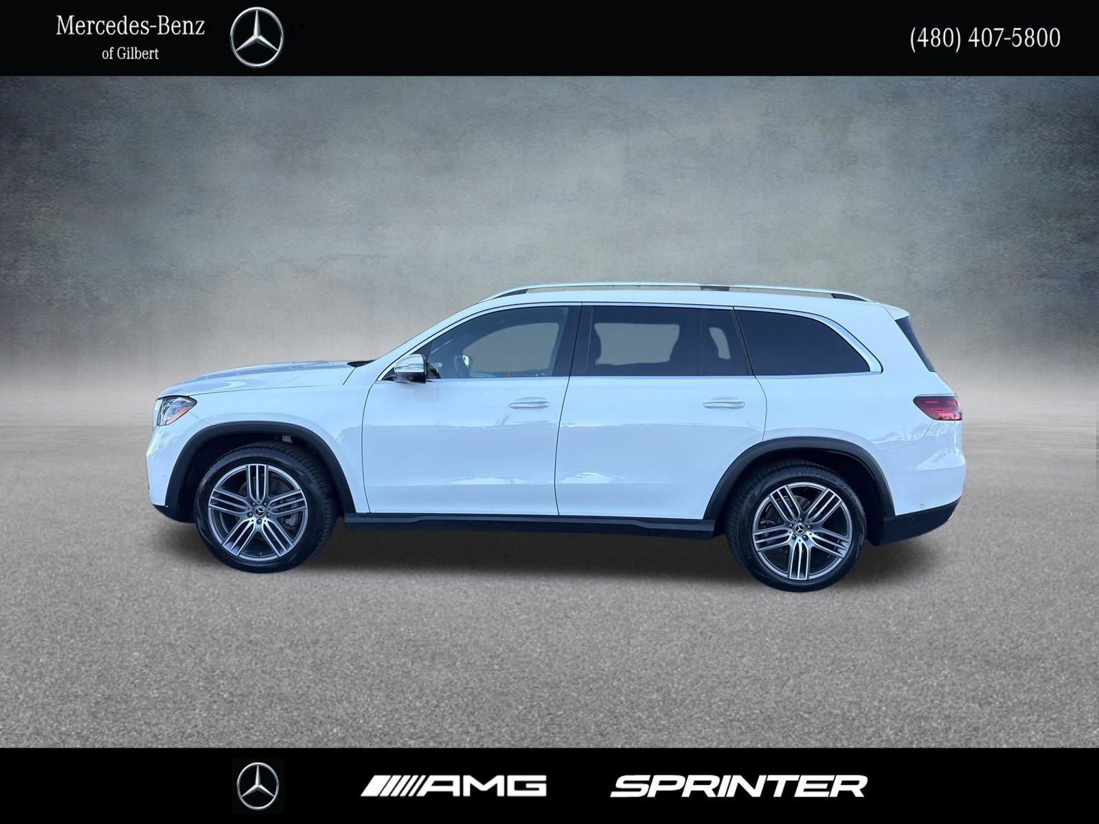 Used 2024 Mercedes-Benz GLS 450 4MATIC image 2
