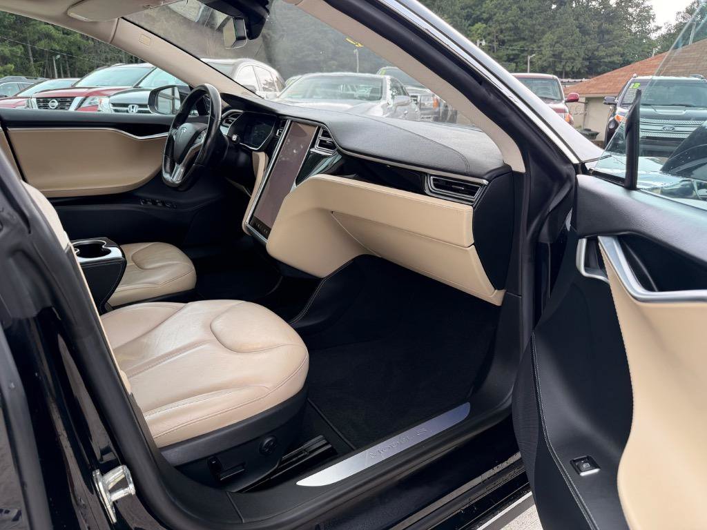 Used 2015 Tesla Model S 85D AWD/4WD image 17