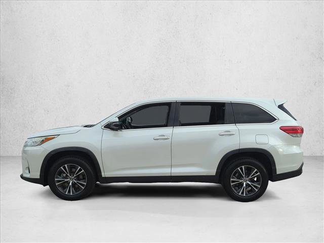 Certified 2019 Toyota Highlander LE FWD image 9