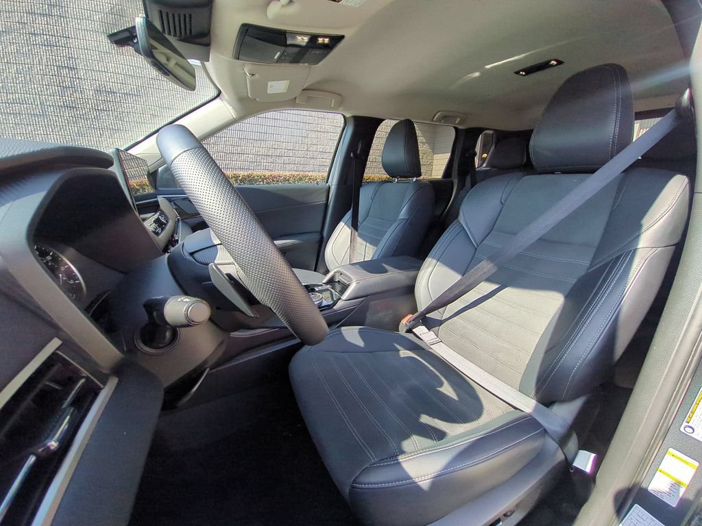 Used 2025 Mitsubishi Outlander SE AWD/4WD image 25