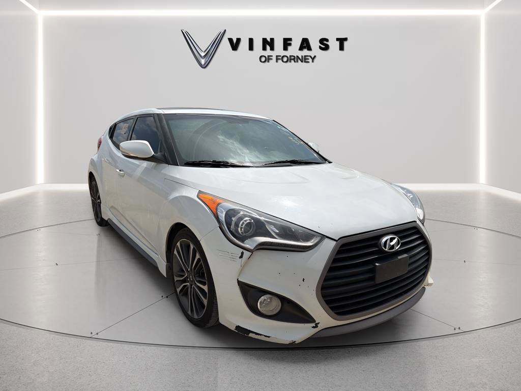 Used 2017 Hyundai Veloster Turbo w/ Tech Package 02